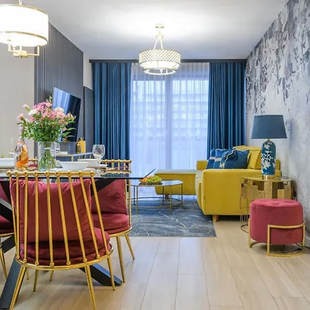 Moonlight Z Basenem I Parkingiem - Plazowa - Apartment *