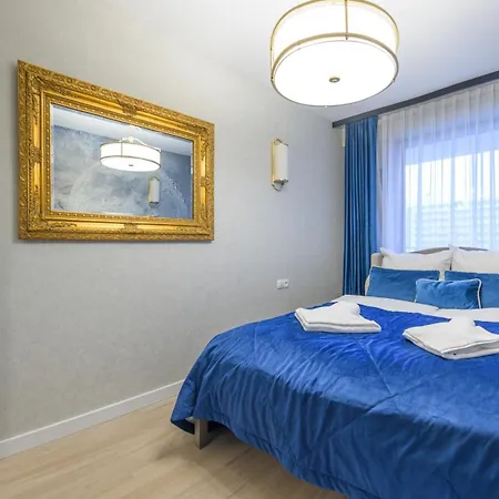 Moonlight Z Basenem I Parkingiem - Plazowa - Apartment